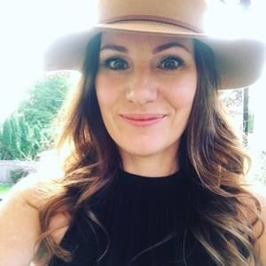 Meet your Posher, Julie